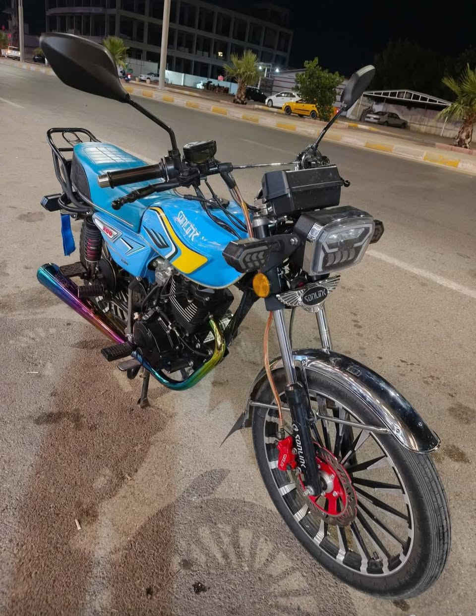 دراجه سونلك موديل 2024 محرك اسود محرك 200cc دراجه نضافه خير من الله مجهزه تجهيز كامل مال دلفري سعرها 850بيه مجال بصيط الي مو شراي لا يتعبني مكاني الحوز رقمي ***********
