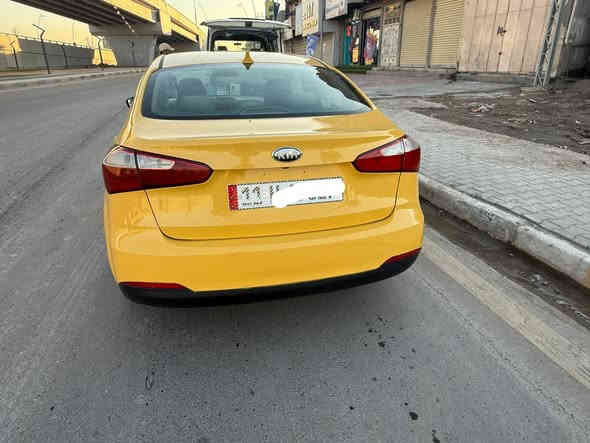 السلام عليكم 
فورتي مديل 2016
أمريكي حادثها جاملغ وبنيد.  
جاملغ مصلح نفسه وبنيد مبدل 
يعني السياره ليبل واحد من عده البنيد. 
مكينه 1800دوش لا تنقيص ولا تخبير 
كير أي تي المرغوب. 
السياره جاهزه من  
صدر امامي خلفي  
تخم تاير.  صبغتها تخبل. 
مواصفاتها معروفه 
شاشه كأمره تحكمات ستيرن 
نضام الايكو نص مواصفات 
بسمي رقم جديد هزه جديده. 
مصفره هيئه غرامات 
السعر 115 وبيها مجال 
مكان السياره بغداد. 
*********** 
السياره احله من الصور.
