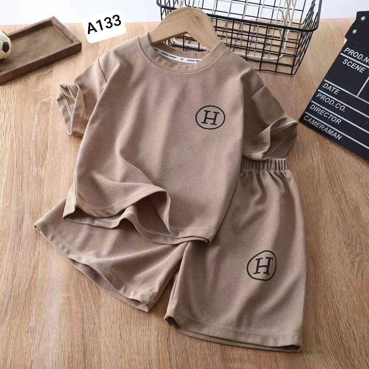 تراك ولادي
الخامة فانيلا
يلبس من ٣ ل٧ سنوات
سعر ٦ فقط


**إذا كنت صاحب هذا الإعلان وتريد حذفه لأي سبب، رجاءا أرسل رسالة إلى الدعم الفني**