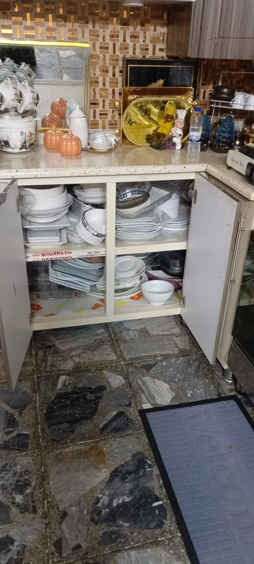 كاونتر 7 قطع مع مرشحه وطباخ كريازي مع مايكرويف ياباني تفصال نضيف جدا اخو الجديد مكاني حي الجهاد الرفاق *********** متوفر خاص
