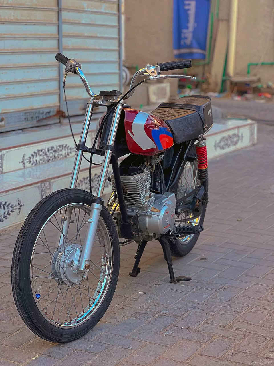 ايراني ادوات تعمير جديد
تانكي وكشن ويلات كلة جديد 
كلجات جدد تاكل الكاع شلعة مو طبيعية
مكينة تايكر ناعمة ما ينسمعلهة صوت لا تبخير ولا تنقيص 
دراجة كاملة ما ذب عليهة الف مال جناي 
واطيك وياهة سلة ورة جديدة ومداكر ورا او كدام جدد وطيك صفاحيات هم جدد
سعرها 400 سعرها نهائي ما بيهة مجال عجبك سعر تصل وكل لهلا بيك مكاني بصرة جزائر موجود تصال / واتساب ***********
