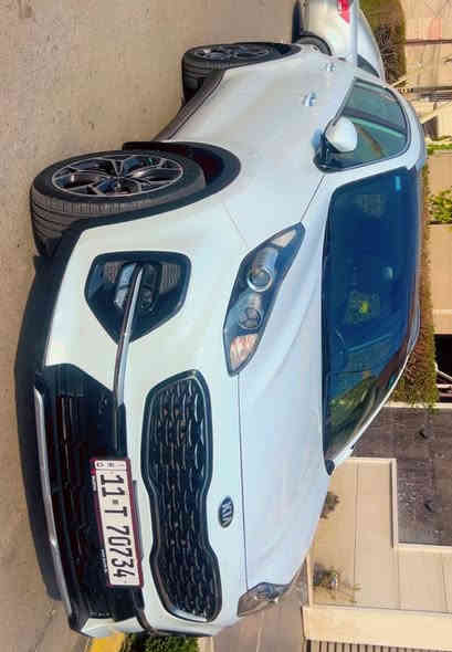 سبورتج 2019 GT فول مواصفات  مشاية 92 الف مكفولة منل صبغ بيها بارد فقط بين لبابين مكينة وكير بلادي ممفتوحات 
جاهزة مابيها اي نقص 
سعر 207 وبيها مجال بسيط 
***********
