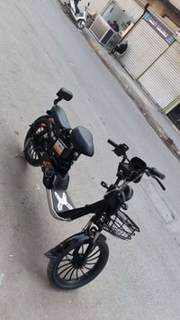 دراجه شحن نضيفه كارتونه للبيع هذا رقمي07779910572