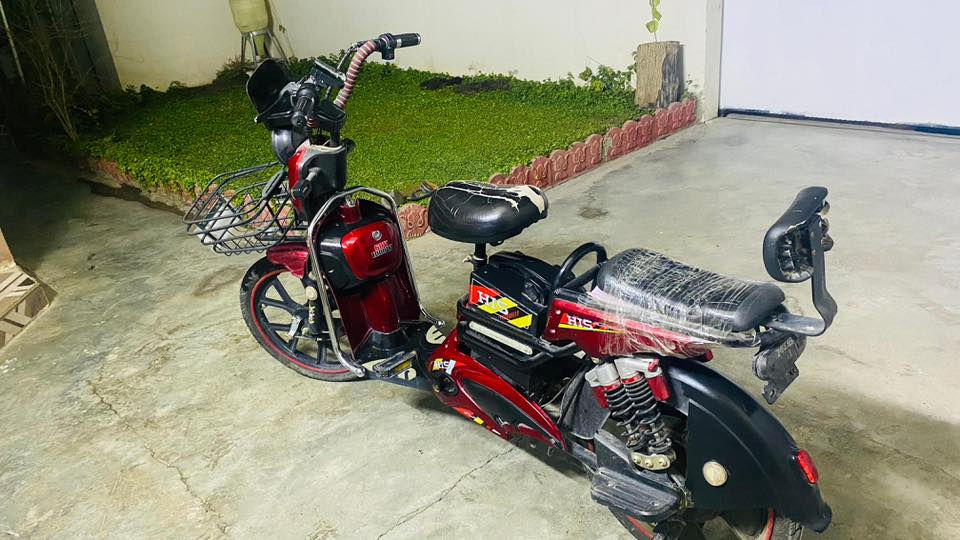 باسكيل شحن حجم 24
موديل 2022 
خمس بطاريات 
مكان كركوك قادسية الثانية 
السعر:275 وبي مجال
***********
