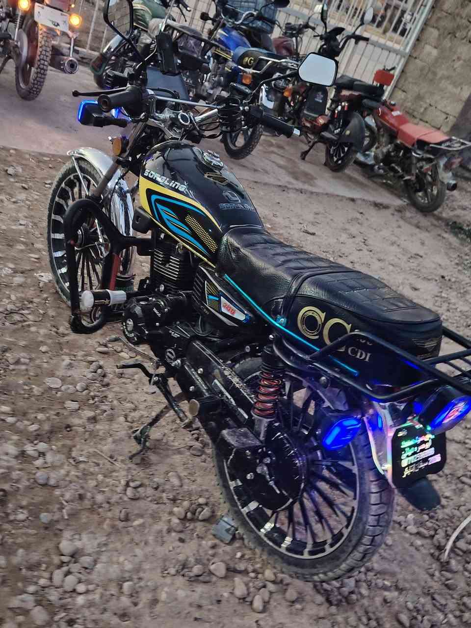 السلام عليكم
ايراني 2026
بصمه منفيس 
محرك200c
دراجه حلوه ونضيفه
سعرها650مكاني سامراء


**إذا كنت صاحب هذا الإعلان وتريد حذفه لأي سبب، رجاءا أرسل رسالة إلى الدعم الفني**