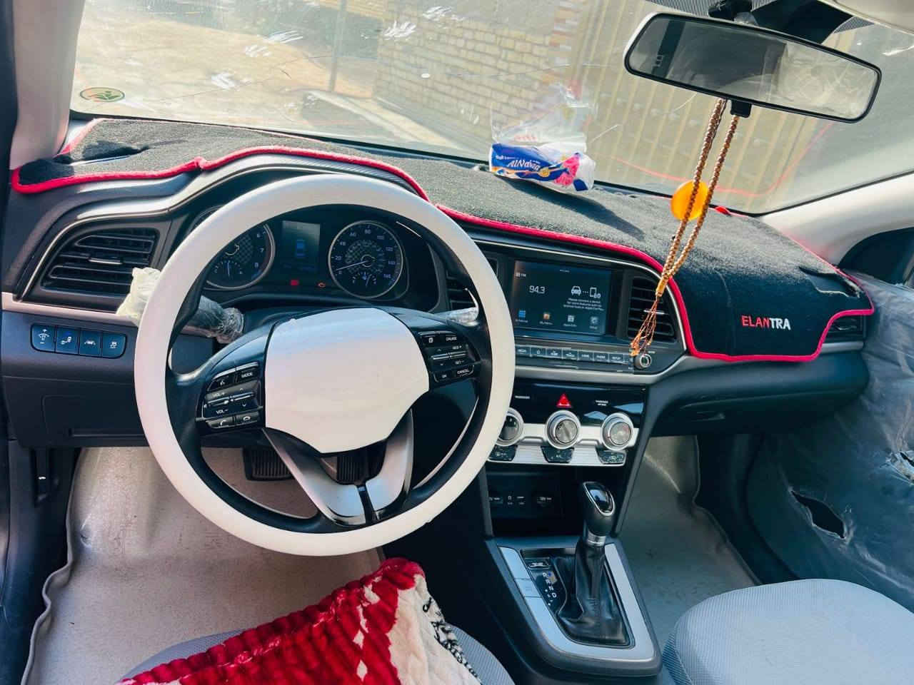 السلام عليكم النترا بابل ٢٠١٩ بيها اربع قطع بدون دواخل المكان كربلاء السعر١١٥ بيها مجال حك الجيه واني مكلف بالنشر للاستفسار الاتصال ()***********
