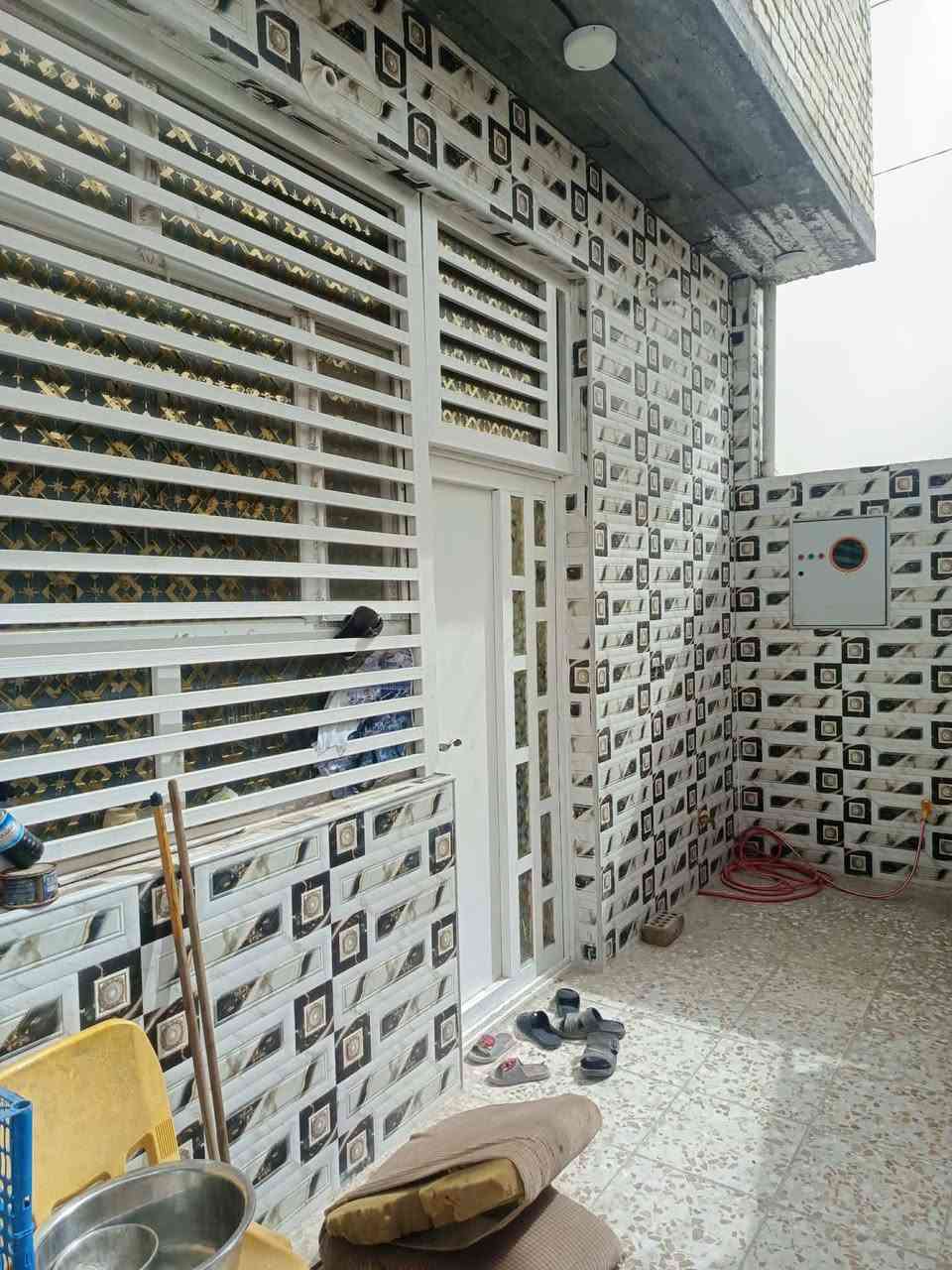 🏠 للبيع بيت في كربلاء المقدسة – حي الساهرون

📍 الموقع: حي الساهرون
📐 المساحة: 125 متر مربع
🏫 على مدرسة (موقع مميز)

يتكون من:
✅ غرفتين نوم
✅ استقبال
✅ صالة
✅ مطبخ حار وبارد
✅ صحيات كاملة
✅ طابق ونص

📞 للاستفسار والاتصال: ***********
#حسين_لعقارات_كربلاء
