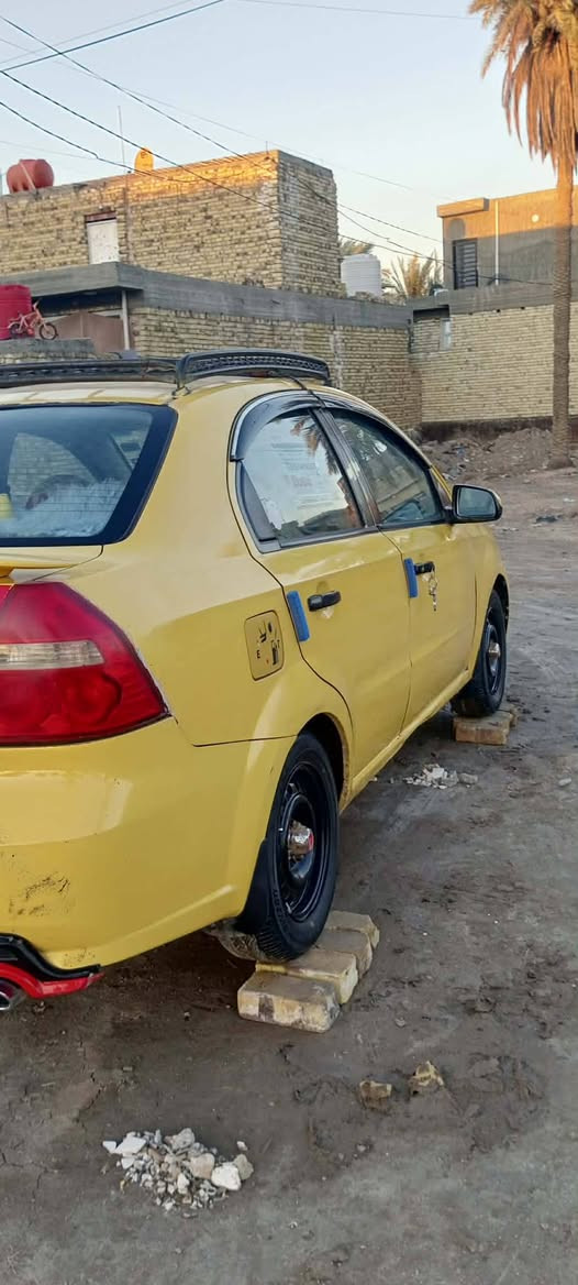 السلام عليكم افيو للبيع 2009مكينه بيه تبخير قليل كير حداديه تخم تاير كله جديد شاشه كهربايات كله شغال السعر ٤٨وبيه مجال المكان حله 
رقم الهاتف ***********
