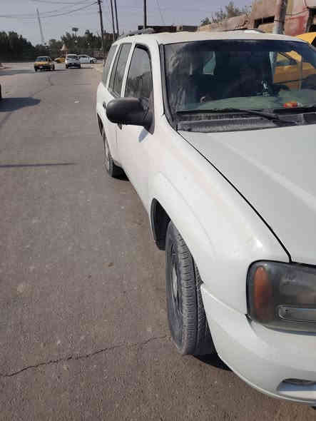 السلام عليكم بلايزر موديل ٢٠٠٥  مزاد وزارة الداخلية مكينة بلاد قبق اسود حدادية جديدة كهربايات جاهزة كله منضومة بانزين جدية السيارة جاهزة ما ناقصهة شي صبغ عام
السعر ٦٠$وبيه مجال
***********
