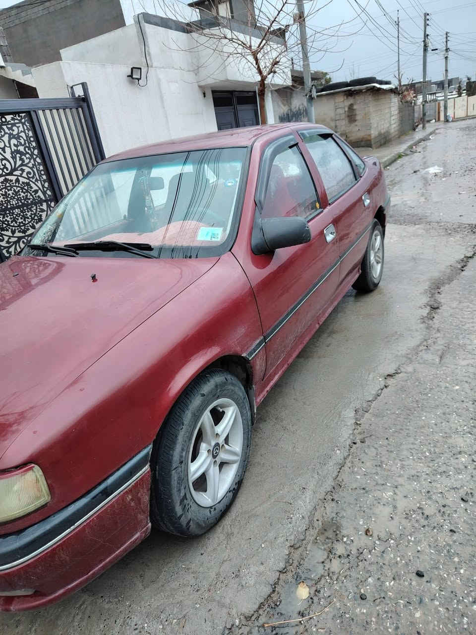 ئۆپڵ ڤێکترا
مۆدێل 1991
ئارم سلێمانی

نرخی 28وەرەگە وە مەعامەلەێەکی کەم
رەقەمی خاوەنی: ***********
ناونیشان: قەڵادزێ
