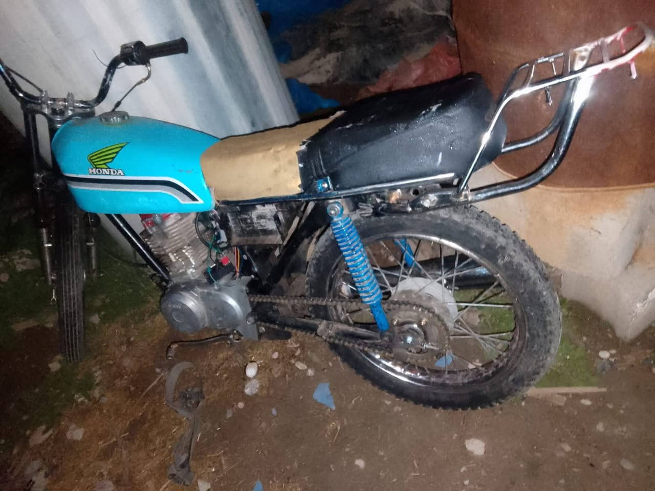 سلام عليكم  دراجه البيع 175 بي. مجال شراي. يتفضل خاص


**إذا كنت صاحب هذا الإعلان وتريد حذفه لأي سبب، رجاءا أرسل رسالة إلى الدعم الفني**