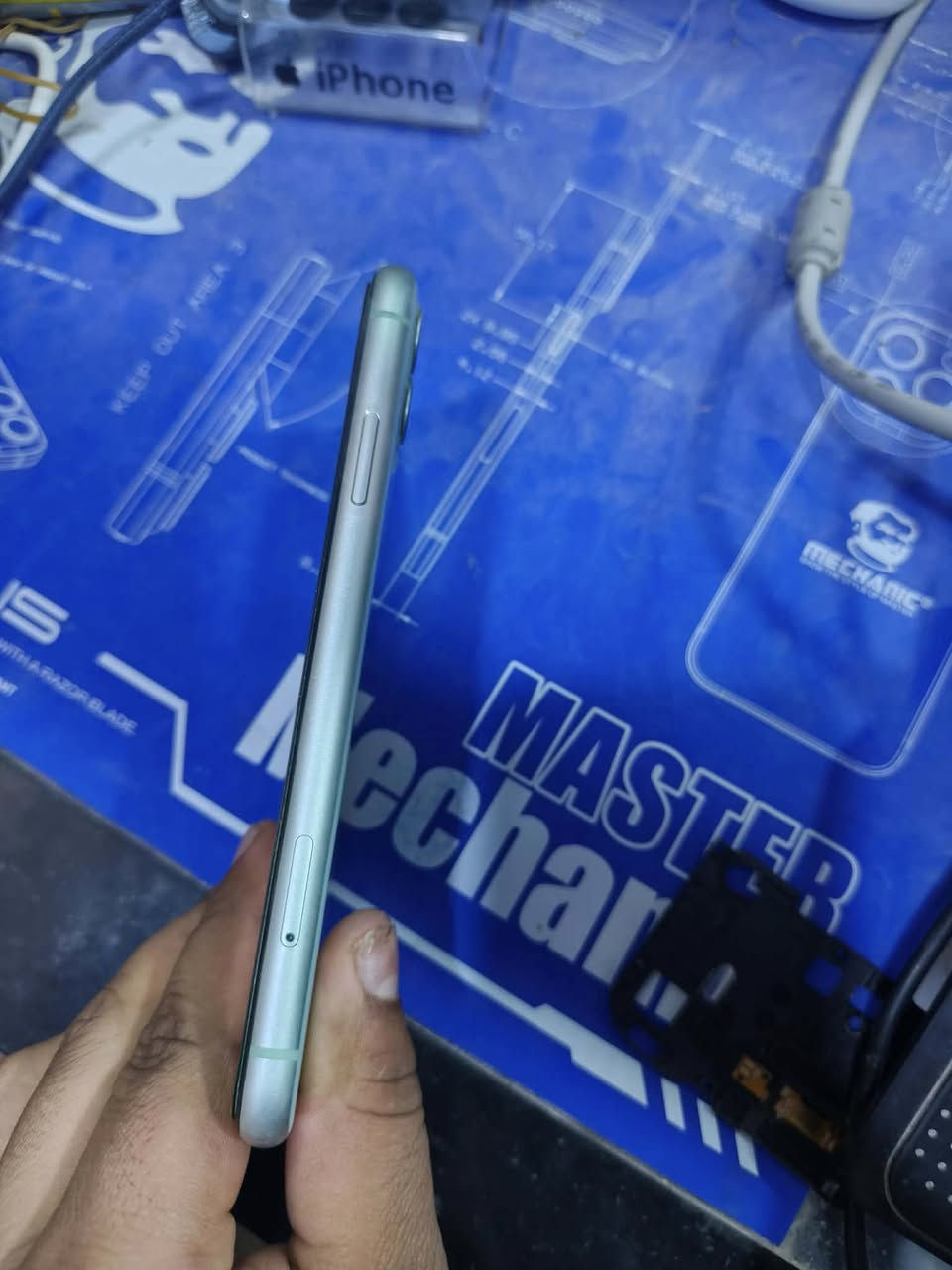 سلام عليكم آيفون ١١عادي
الجهاز كلش  نضيف ما مفتوح شرط 
بطاريه ٧٧ جهاز كلش نضيف
السعر ٢٢٥الف وبي مجال 
لل شراي فقط
مكاني ناصريه سوگ الشيوخ


**إذا كنت صاحب هذا الإعلان وتريد حذفه لأي سبب، رجاءا أرسل رسالة إلى الدعم الفني**