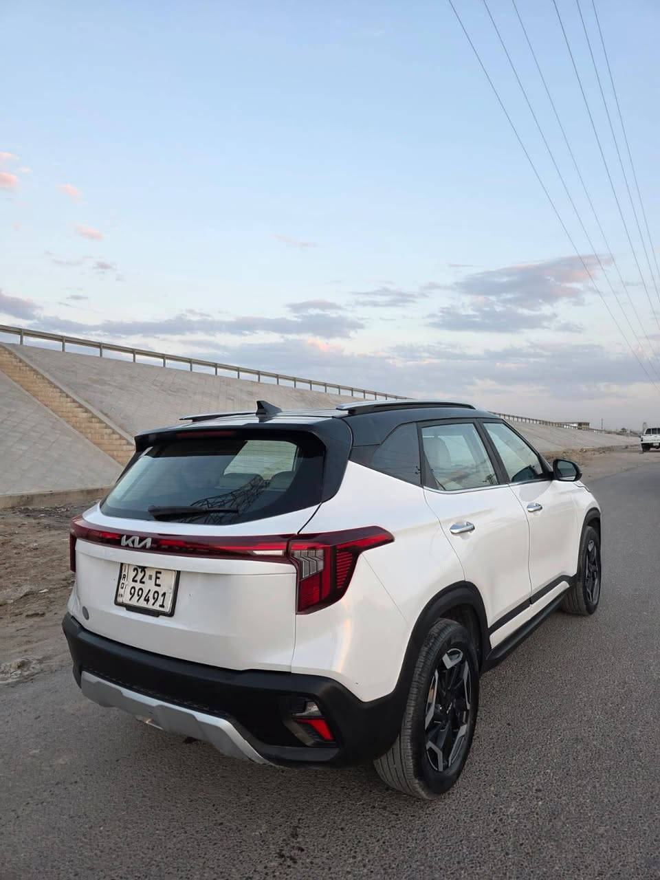 کیا سیلتوس موديل 2024 فول مواصفات بانوراما
بصمه ماشيه 20 الف
وارد خليجي مضروبه بالعراق مكينه 2000 السياره خير 
من الله السعر 135 مكان السياره بصره قرنه بني منصور
الاستفسار
*********** البصرة, العراق
