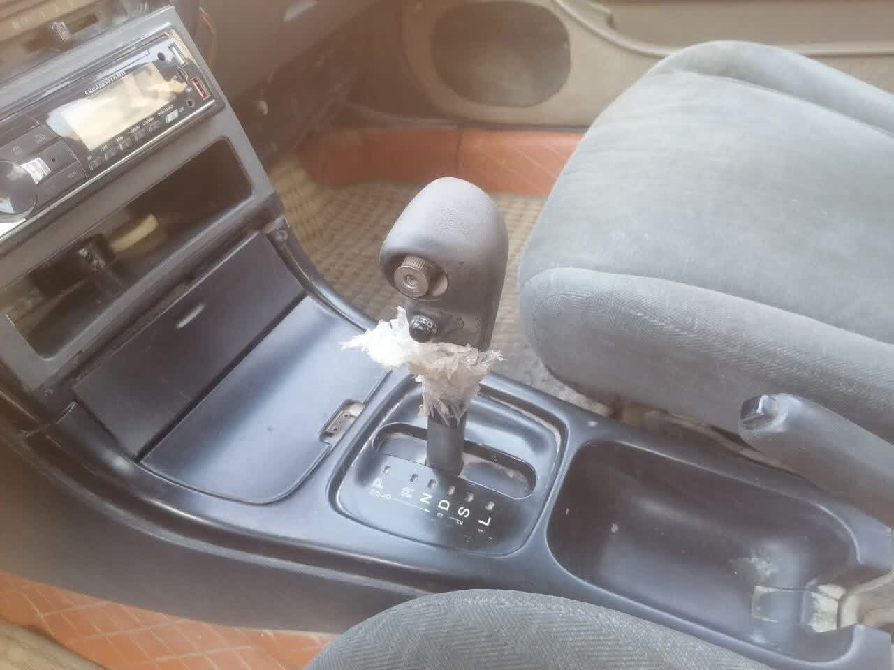 سيارة مازدا فاصوليا 1996 اوتماتيك 
كير ومكينة كورلا 1600 ، باتري جديد 
 📍موجودة بالديوانية ، رقم كربلاء الماني
🪪 سنوية بأسمي ، مداور ثاني يوم 
💵 سعر 30$ وبيها مجال 
 *********** ☎️
