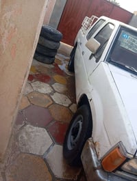 نيسان 89 • مكينة 2400 • مجدده ٢٠٣٠