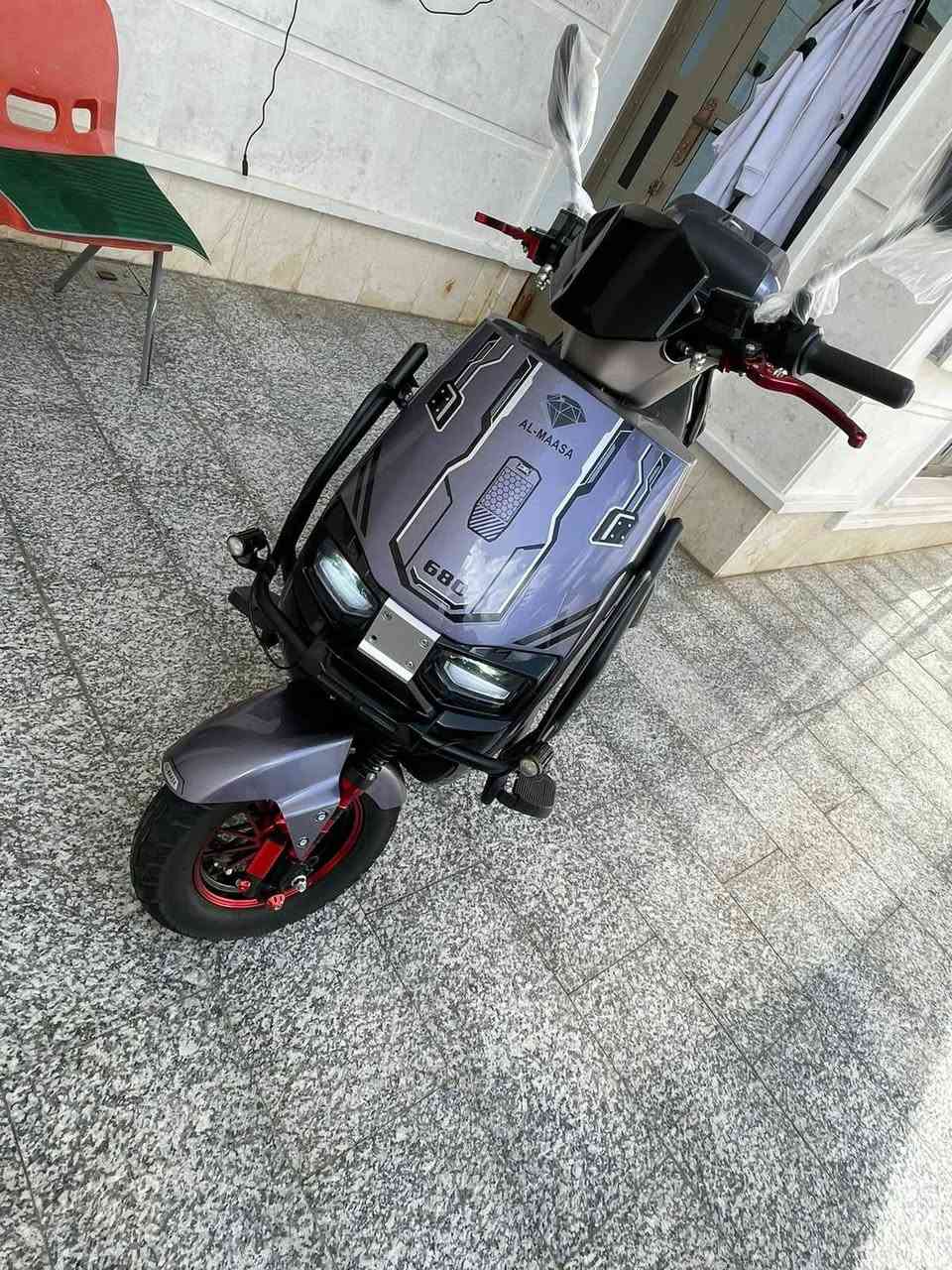 سلام عليكم ماطور سكنس 6بطاريات فول شرط فحص وين ميعجبك اتصل***********
