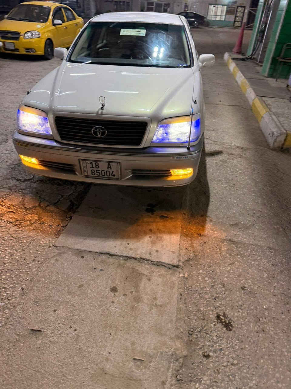 السلام عليكم / اخوان مكلف بالنشر
للبيع فقط  ملكه 
2003 اصل كرستال
 رقم بابل إنكليزي 
قرار 48 تسجيل جديد شرط الظباره وياه
 وتحويل
ثاني يوم
تحوير فوك وجوه نجف درجه اولى
دشبول عارف العيساوي 
دكمتين ديفور الصغير
صاشي71
شاشه اصل كرستال
ويل كب نجمه ابيضّ
تخم تاير جديد
برده خلفيه 
أربع كشنات كهرباء
سياره خضراويه 
لايت زنون مري شفط 
استيرن كهرباء
اكروز مثبت سرعه
سياره جديده واحلى من الصور بهواي
ومكفوله من اصوليات وكص وعيب شرعي
السعر ١٣٢ وبيها مجال للطيبين 
***********او***********او واتساب***********
للتأكيد اخوكم مكلف بالنشر 
هاي ارقام صاحبها للتواصل شكرا للجميع
