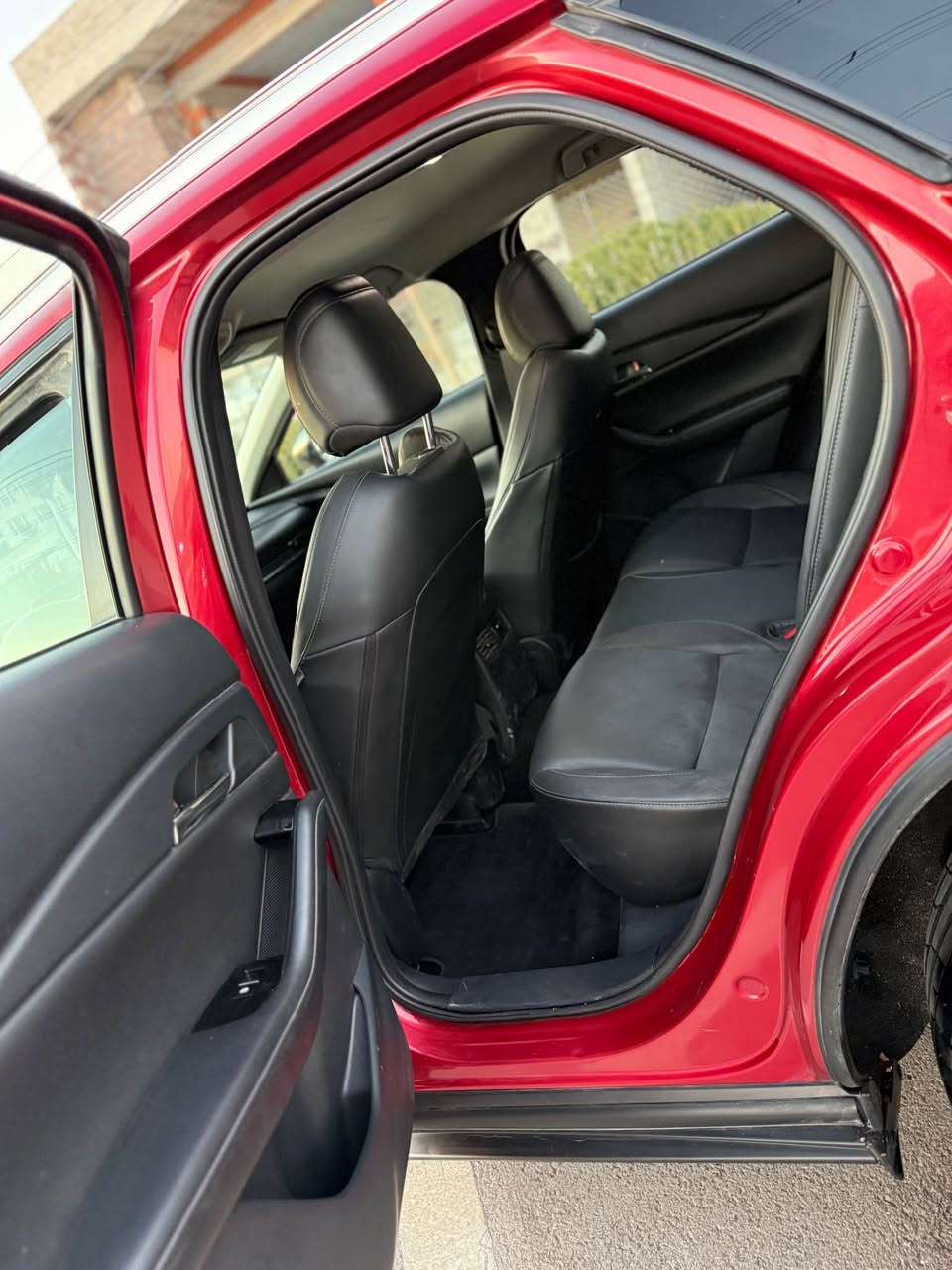Mazda CX-30 preferd packkage 

نرخ:142$ مەجال
***********
مازدا فول مواسەفات 
مۆدێل 2023 
بەصمە،درگا بەصمە،برێک بصمە،تبرید مرکزی،ڕاداری لاکان و ناوچەی کوێر،کوشن جلد،کوشن هیتەر،شاشە گەورە کامێرە
ئۆتۆ هۆڵد،گێڕی عادی ئۆتۆ ماتیک،تبرید لمس،
ئاوێنە ئیشارەت،دەبڵ ئەکسل،چەندنین مواسەفاتی تر…

ئەزیزان سەیارەکە ڕەقەم و سەنەوی تازەیە بە ناوی خۆمەوەیە
2 پارچە و پەڵەیەک بۆیاخی هەیە بێ ناوگرتن
سەیارەکە لە سلێمانیە السليمانية, العراق
