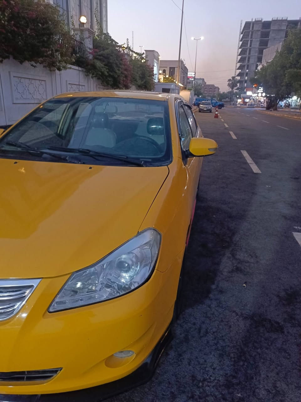 من رخصت الدمن بسب الوعود الكاذبه تم اعاده النشر بي وايدي موديل ١٣ بسمي محرك جديد صار شهر من شادة كير خير من الله صدر تخم تاير جديد ويل ١٥ جديد تبربدجان بيه بس من فتحو لمحرك فتحو لغاز سيارة خير من الله بسمي كله مصفرف غرمات هيه كبل تحويل لسعر ٤٥ اوبيه مجال حك لجيه مكاني بل حبيبيه ***********
