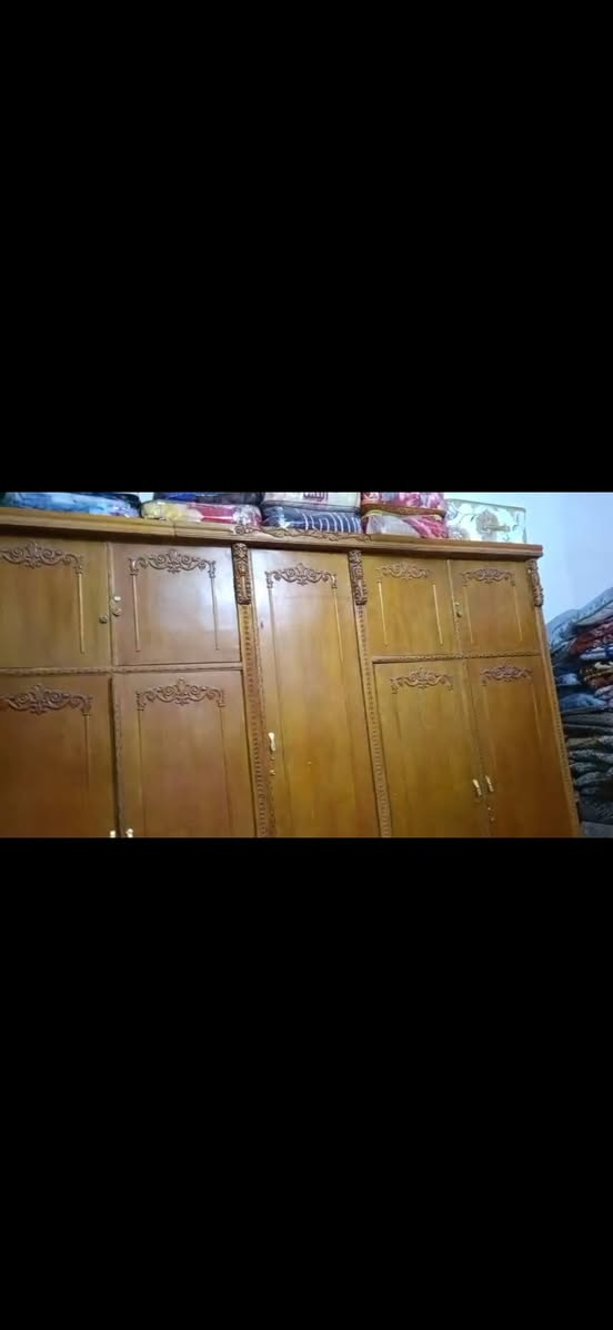بيع مستعجل   بسبب التنقل 
كنتور.  خمس ابواب طابقين  صاج تزگام 
مكانة كربلاء الولايه قرب  اسواق العابدي 
السعر 200
 للتواصل واتساب  الصفحة https://wa.me/9647803059396 كربلاء, العراق


**إذا كنت صاحب هذا الإعلان وتريد حذفه لأي سبب، رجاءا أرسل رسالة إلى الدعم الفني**