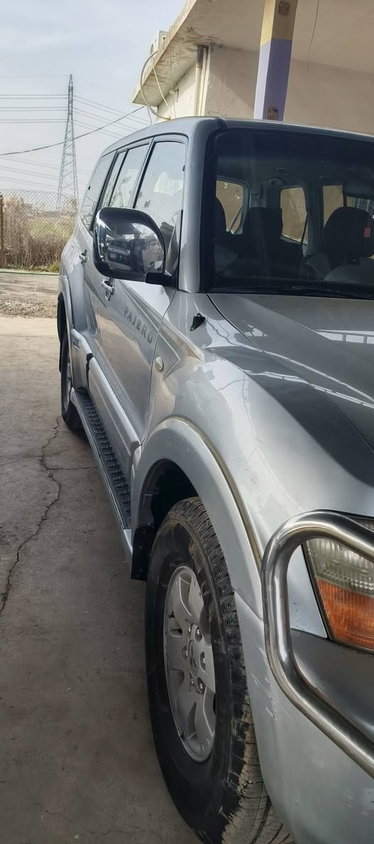 السلام عليكم
للبيع مشتبوشي باجيروا 
موديل 2005
رقم اربيل 
هزة وسنويه جديده 
الشريعي يبيعك 
شرط تحويل 
بدون صبغ بدون ضربة
كير محرك اكسن لو كير طخم شرط
ترايك بصرة السيارة جاهزه
تدفئه تبريد شغال
سيارة مال بيت 
كابون موجود
السعر 105 وبيها مجال قليل 
التواصل مع 
***********
***********
