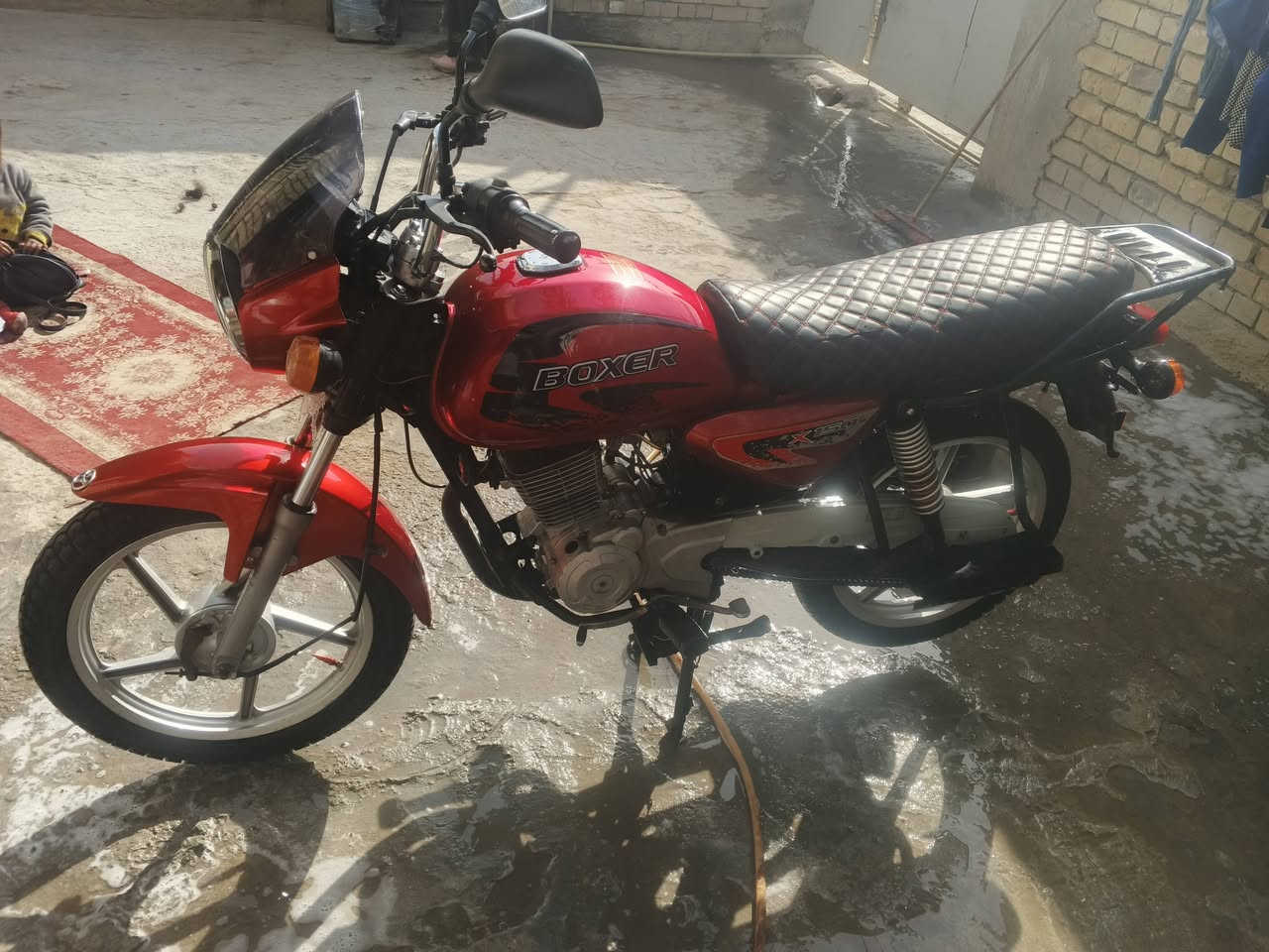 السلام عليكم للبيع دراجه جاهزه اخت الجديده كبل للشغل اوراق بيه كهربائيات كل شغاله السعر750بيه مجال مكان بغداد ***********
