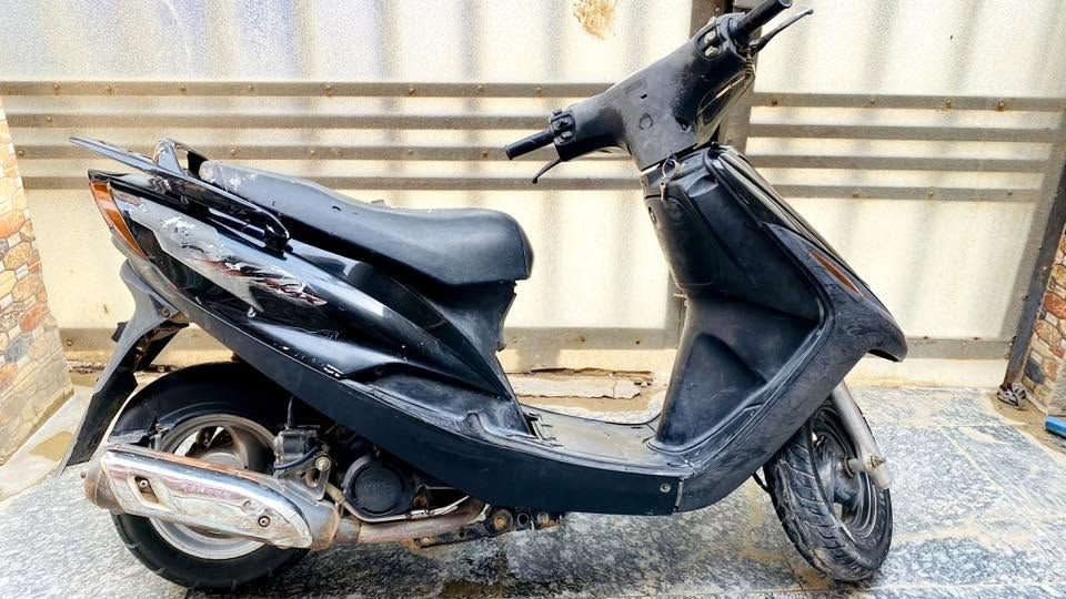 للبيع فراشه
دراجة بلادية وكاملة أي نقص ماناقصها 

مكينه  مفتوحه نظيفه الدراجه شرط الفحص 

كهربائيات كامله نكره سلف وهندر كلشي شغال

مكاني ب الحله  السعر 325 وبيهه مجال 

أي استفسار الاتصال بالرقم أو واتساب واني بالخدمه 

 ***********
