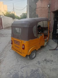 تكتك للبيع مديل ٢٢ بسمي مكفوله كشر محرك ٠٧٧١٦٥٤٥١٧١