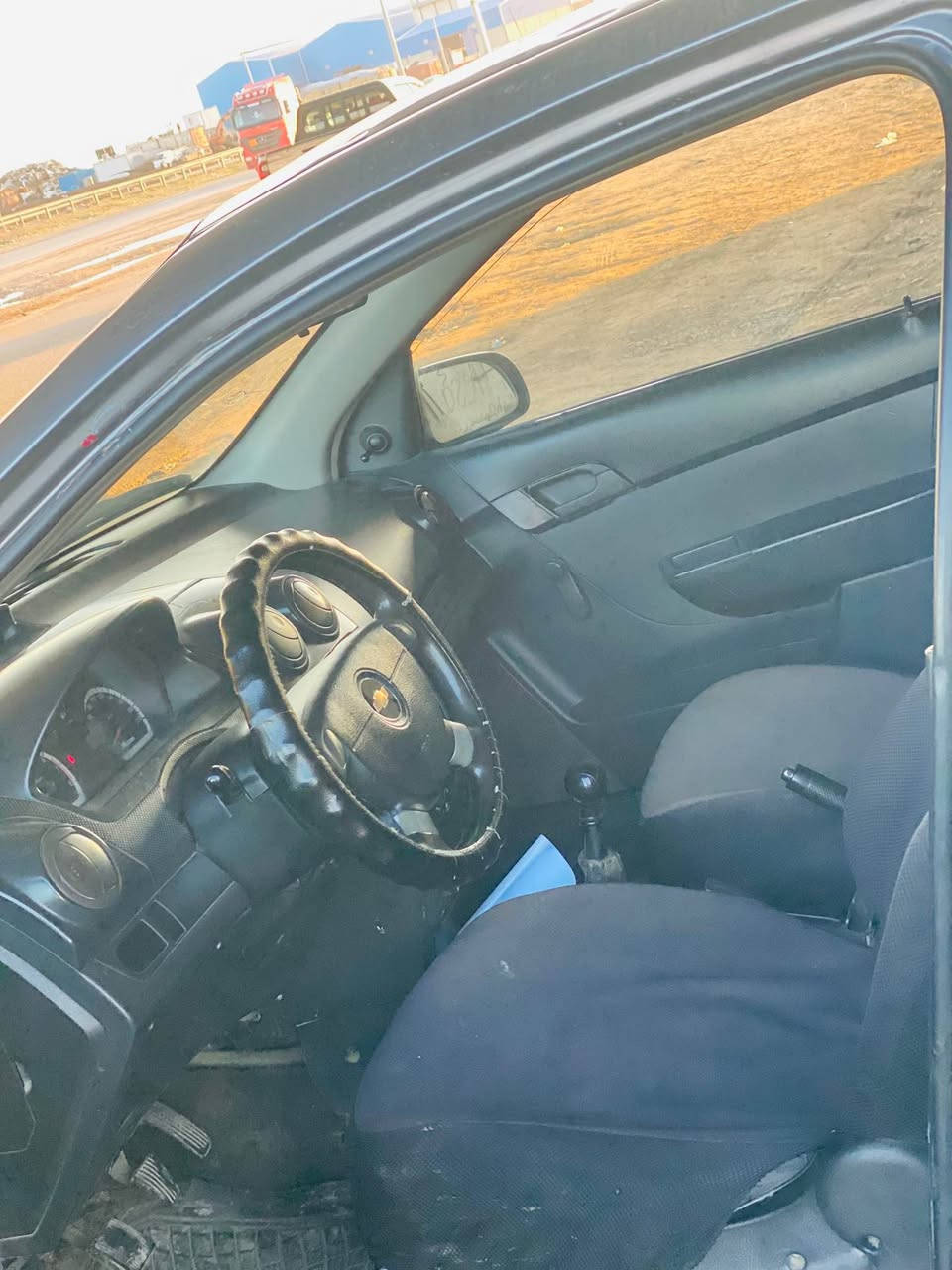 موديل ٢٠٠٩✅
مكينه كه وره ✅
غرامه ٣٦٠ هزار ✅
١ ده ركه معجون + ٣ ✅بست سارده كوت✅
تحوويل به شه رت✅
مكينه نه رمه دوكه ل هه يه✅
سعري ٤٨ $ ورقه مجال باش✅
رقم تلفون /*********** اكر, نينوى
