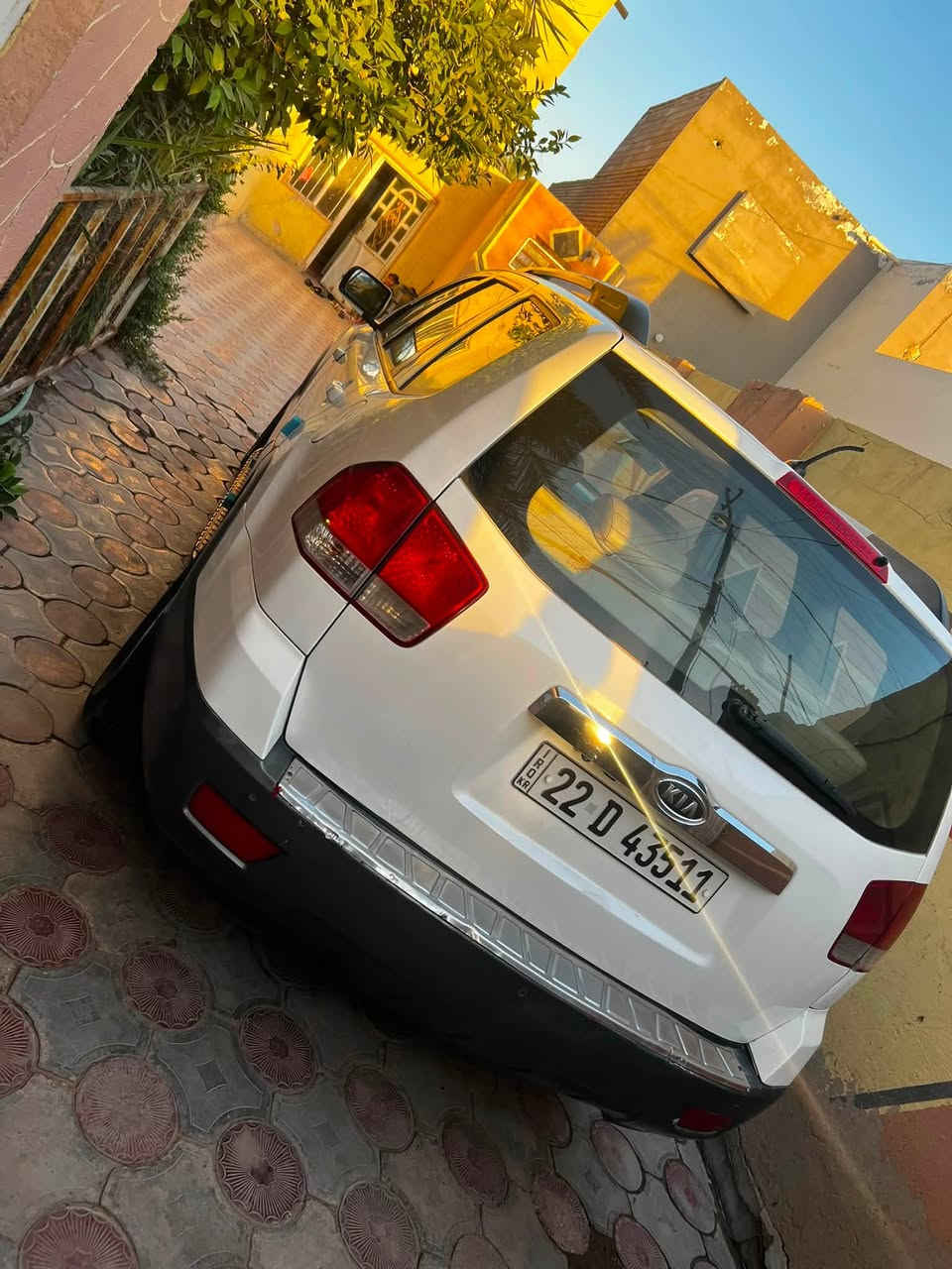 لسلام عليكم سياره نوع  كيا مهافي خليجي موديل 2011 فول مواصفات واحد على واحد عدا البصمة فتحت سقف كشنات جلد  سبعه راكب  3 قطع تبريد  ثلاجه جنطه شفط سته سلندر  حساس خلفي كامره السياره كفاله عامه بيها فقط الي موضح بالسونار سياره فول كفاله   

 العنوان النجف الاشرف
رقم الهاتف ***********
علماً اني مكلف بالنشر
