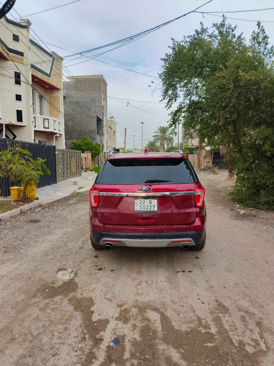 السلام عليكم
فورد اكسبلور 2017 امريكي للبيع
6 سلندر
رقم اربيل بسمي سنويه ورقم جديد
السياره حادثهه قبق الجنطه فقط
بدون ايرباك 
السياره كلش حلوه ومناقصهه شي
تخم تاير جديد
مكان السياره بغداد حي الخضراء 
السعر 165 وما اتوقع اكو هيج اسعار
للااستفسار ***********
