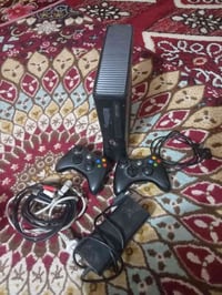 جهاز اكس بوكس 360 نظيف جدا للبيع السعر على الخاص او الاتصال على الرقم ...