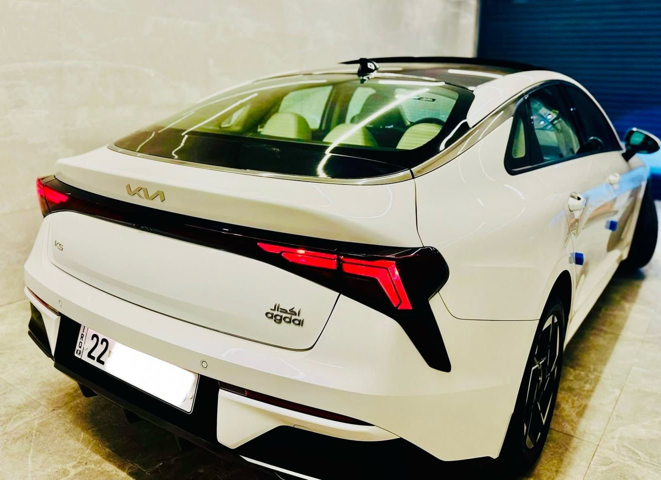 بسم الله الرحمن الرحيم

كيا K5 خليجي 2024 ضمان شريكة (5) سنوات
عنوان:.السليمانية 
محرك:.2500
ماشي:.20,000KM

رقم صاحب سيارة:. ***********

مواصفات :.

بانوراما 
بصمة
شغال (تشغيل عن بعد)
شاشة حجم كبير 
شاشة الكترونية 
كشن جلد 
كشن كهرباء 
مري شفط 
ويل كروم
داخل بيجي 
ليد أمامي و خلفي 
حساس أمامي و خلفي 
تبريد قطعتين 
صندوك ذكي 
درايف مود 
تحكم و تعديل سرعة 

تحويل وكالة نفس اليوم 
رقم و سنوية جديد 
رقم اربيل دولي 

عنوان السليمانية 
رقم صاحب السيارة:.***********
