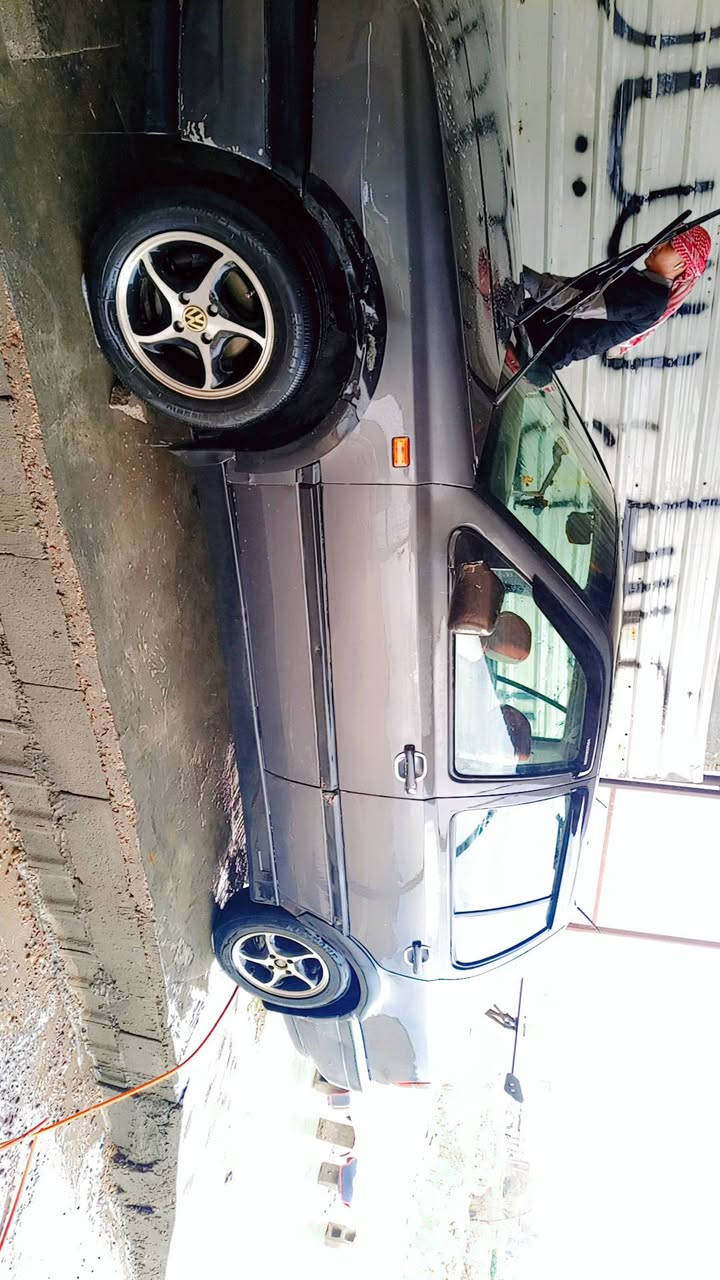 اسلام عليكم ورحمه الله كولف 93 محرك 1800كير عادي تخم تاير بيه تنقيص كلش قليل تبريد بتموز ثلج دواخل جديده تحويل مباشر بأسمي السعر 43 مكاني سريع ابو غريب 
***********
