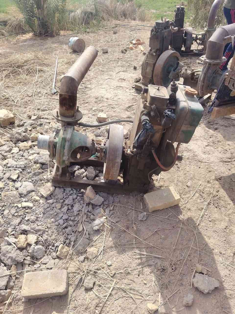 السلام عليكم ماطورات هندي للبيع العدد ٣ ثنين منهن ابو الخمسة حصان واحد سبعة ونص حصان المكان ديوانية ناحية نفر للاتصال على الرقم ***********
