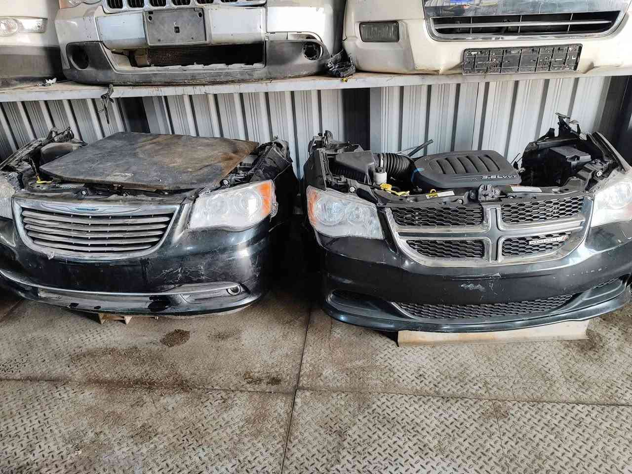 السلام عليكم
عرض لمدة شهر😉
المكينة 3600 650$
الكير 300$ 
عروض الحدادية 
درايم شفت 75
مشط 100
بوربرن زوج 75
 الكاظمية شارع لامريكي محل الغيث 
***********
اتصال او واتساب 📞☎️
