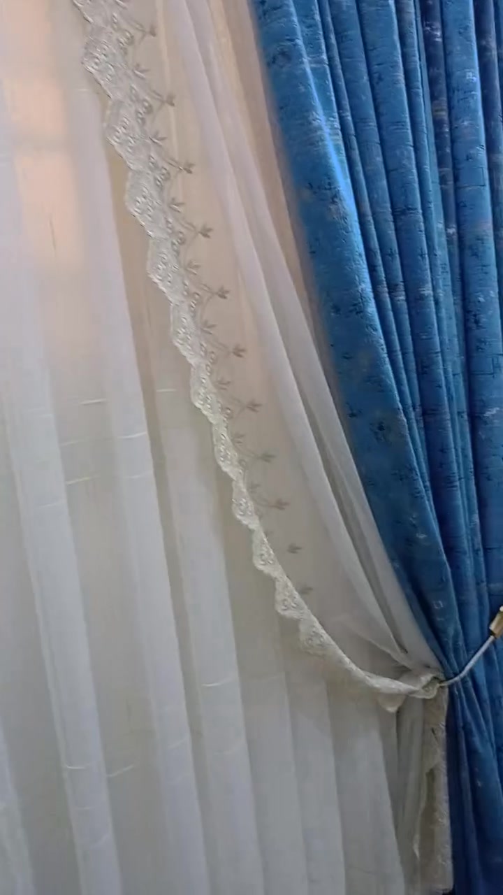 السلام عليكم برده للبيع جديده حتى ممغسوله بداية السنه سويتها وراح اشيل وماتجي ع شباك البيت طولها للسقف 3.40 وعرض كل جهه 3امتار وعرض الشباك 4امتار سعرها 115وبي مجال قليل علما سعرها الاصلي150مع البراكيت ابيعها كامله115اللي شرايه تجي خاص


**إذا كنت صاحب هذا الإعلان وتريد حذفه لأي سبب، رجاءا أرسل رسالة إلى الدعم الفني**