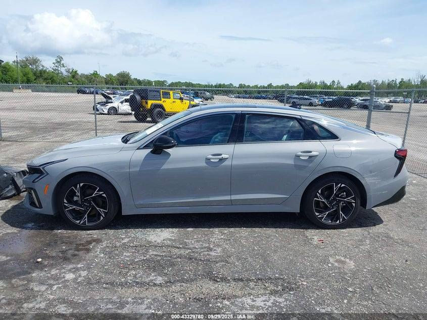 كار سنتر _ Car Center

للبيع 🚘

KlA k5. 2025 💞

📍عداد المسافة : 10.000
✅ حالة السيارة : تعمل وتسير

السعر : 11.800 🔥

العنوان : واسط _ الكوت _ شارع النسيج _ مجاور المعهد البريطاني

📞 للاستفسار :

*********** ( كرار العبيدي)
*********** ( حمزه فائز)
