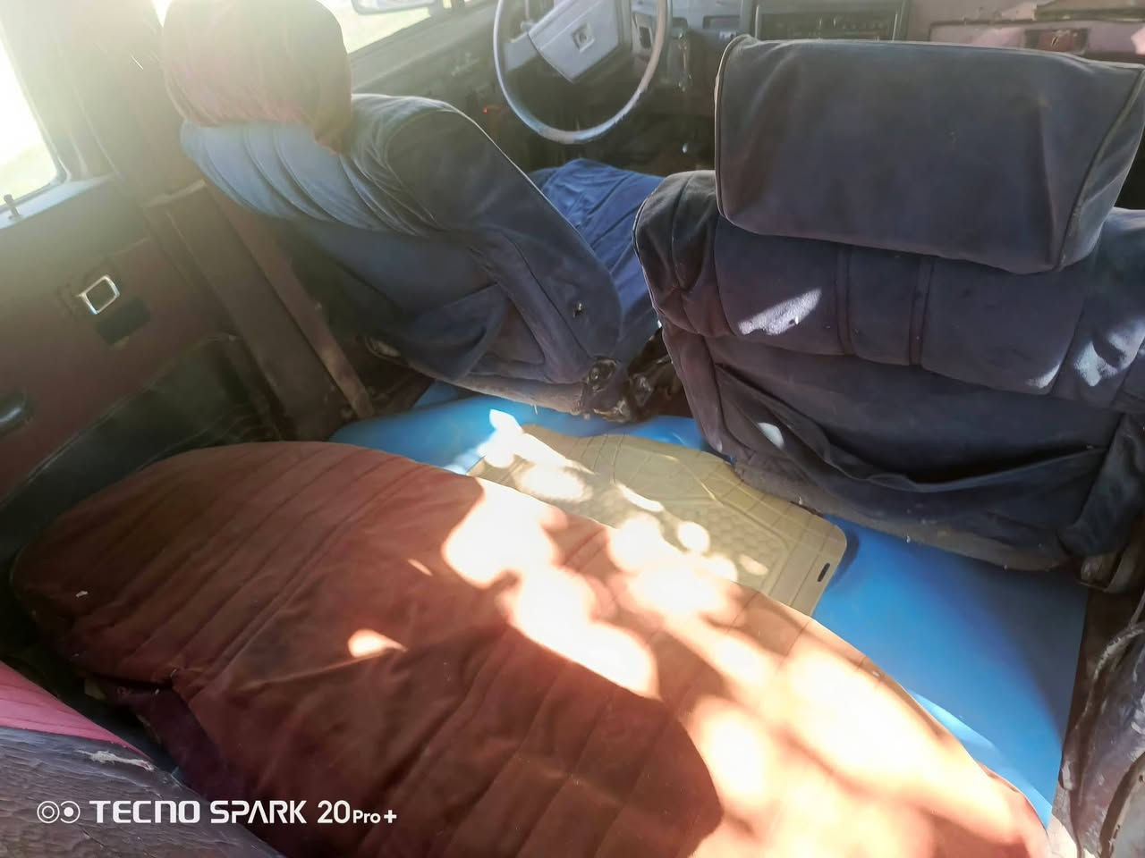 سلام عليكم سياره لبيع نيسان مديل 90 كير شاصي   مكفولات كفاله عامه كربايات كله شقال سعر 18وبيه مجال  عنوان سياره بغداد  رقم ***********
