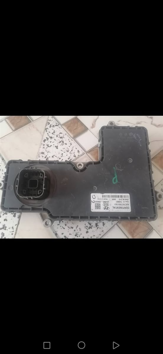 عقل كير k 5 Gt  محرك 2500
وشباك ودعاميه  وفسفورات  وهوائيات

للبيع تفصيخ اصلي وارد أمريكي. ***********
