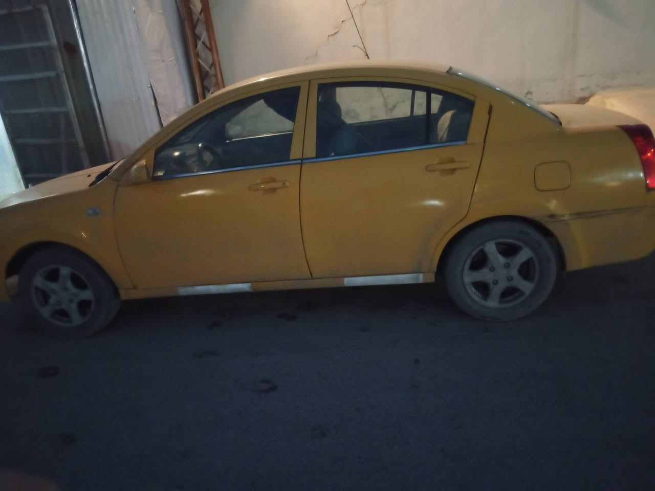 سلام عليكم شيري اي فايف كير محرك كامري ابو الجف بلشرط تبريد يعوزله غاز . تدفئه شغاله. رقم بغداد مشروع وطني شرط التحويل السعر  ٢٧ و بيه مجال أو للمراوس شعندك نزل  . ***********
