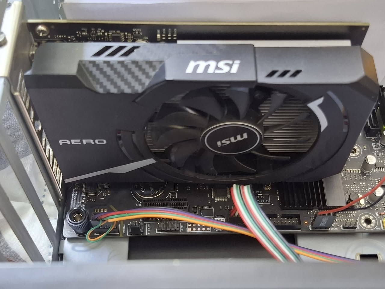 توفر كرت معالج رام

CPU: Intel Xeon E5-2666v3 / 15
GPU: MSI Aero GT 1030 2GB / 45
RAM: 8GB (2x4GB) DDR4 2400MT / 50

سعرهن كلهن 100 وبيه مجال تفضل خاص وتدلل. متوفر توصيل جميع المحافظات.


**إذا كنت صاحب هذا الإعلان وتريد حذفه لأي سبب، رجاءا أرسل رسالة إلى الدعم الفني**