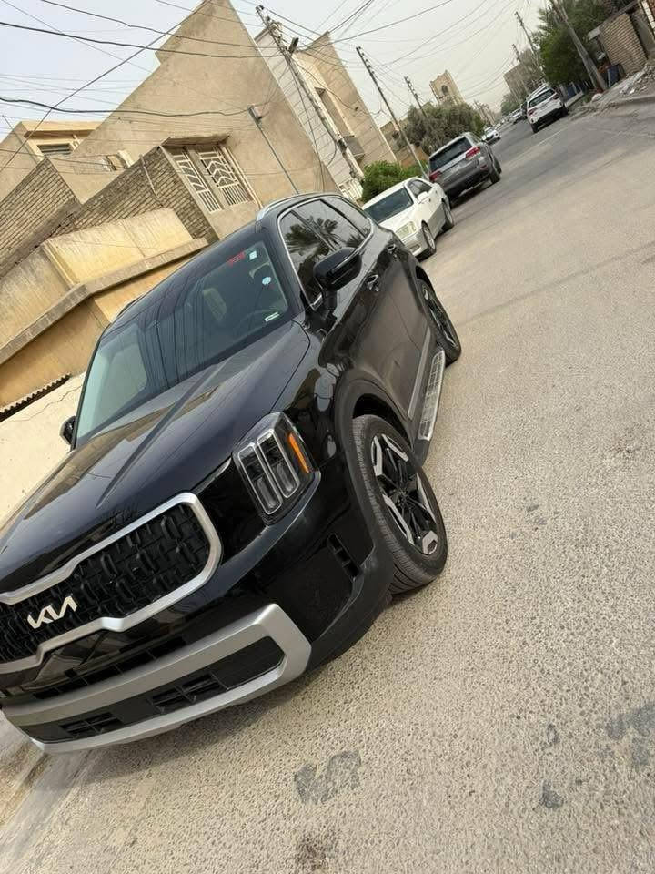 KIA TELLURIDE
كيا توليراد فول مواصفات EX 
برستيج
موديل 2023
رقم بغداد الإنكليزي 
حادثة جاملغ سايق الأمامي فقط وبيه بارد بجاملغ الخلفي
لون اسود 
فتحة سقف 
مري شفط
اشاير بلمري
رادر امامي خلفي 
اربع تحكمات 
كشنات Vip منفصل سبعه راكب 
اربع وضعيات قياده
قبق جنطه كهرباء 
كشنات جلد +كهرباء 
شاحن لاسلكي 
ويل اسود كروم
ماشيه40كم 
سياره نظيفه جداً   
السعر اتصل 
***********متوفر واتساب
