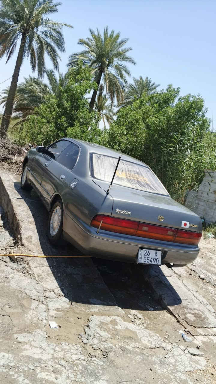 السلام عليكم البيع موديل 92 السياره جهزه من كلشي مانقصه محرك وكير وشوصي وتبريد مكفولت تخم تاير جديد بتري جديد السياره جهزه كهربية كله شغال مكاني بابل يم علي ابن الحسين مكفوله من كصه ونقل والصوليات تحويل مباشره سنويه 2030 هزه جديد السياره دكه ماله جكوج مابيه ومكفوله من الحديث السعر 57 وبيه مجال مامتوجد عله فيس ***********
