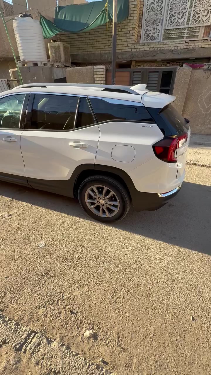 جمسي تيران 2023 فول SLT سياره جديده جدا غير مرقم بعدها حره اي نقص مابيها اني مستوردها ع ايدي حادثها بسيط كلش فقط شباك دعاميه فقط صور عندي ممتواجد ع نت نهائي فقط اتصال *********** عارضها ب175وبيها مجال للطيبين عنواني بغداد الدوره
