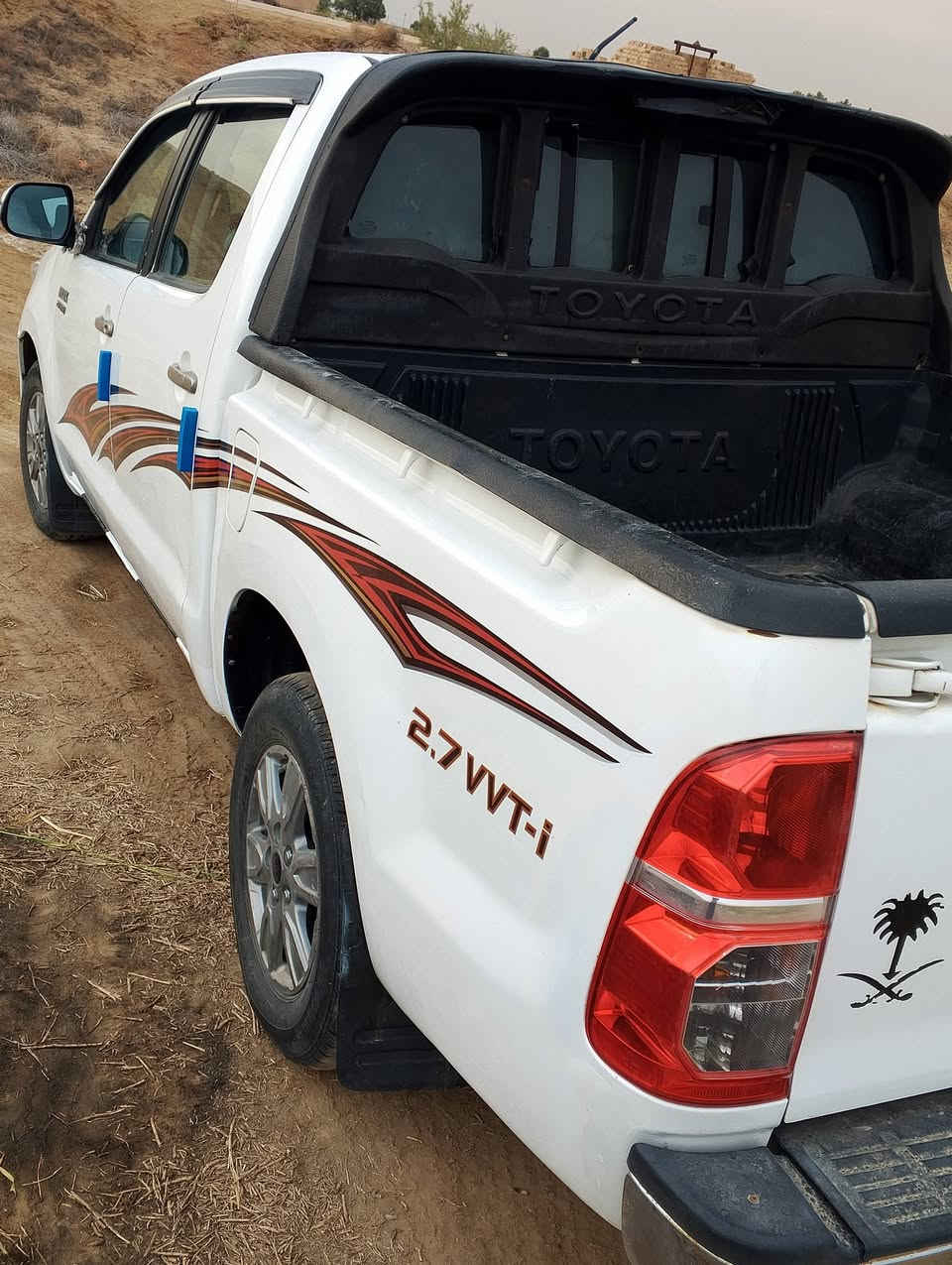 سلام عليكم بيكم افلاونزه موديل2012كويتي  شاصي 19 رقم مثنئ جديد انكليزي  محرك وكير كفاله عامه حداديه  وتايرات جدد سياره مال جنايه كلش نضيفه مكان السياره الدوانيه الحمزه الشرقي 
الاستفسار انتصال ***********
