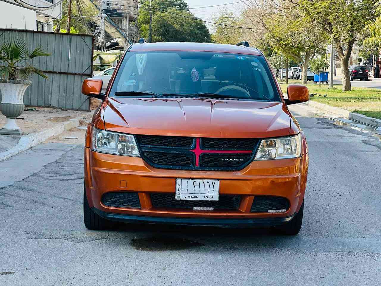 جورني مديل 2011 سعر 97قابل للتفاوض الاستفسار اتصل*********** وارد أمريكي كلين بدون حادث مكفوله كفاله عامه ضربه وصبغ وتبديل مواصفات فول عدا الفتحه بصمه تشغل بصمه أبواب شاشه  تحكم ستيرن كشنات كهربائي داخل بيجي جنطه شفط اشاير مري كهربائي حساسات امامي وخلفي مكينه 6️⃣ سلندر مكينه وكير مكفولات حداديه جديده تخم تاير تبريد تدفئه شغال رقم كربلاء مشروع وطني سنويه ل 29 مكان سياره كربلاء
