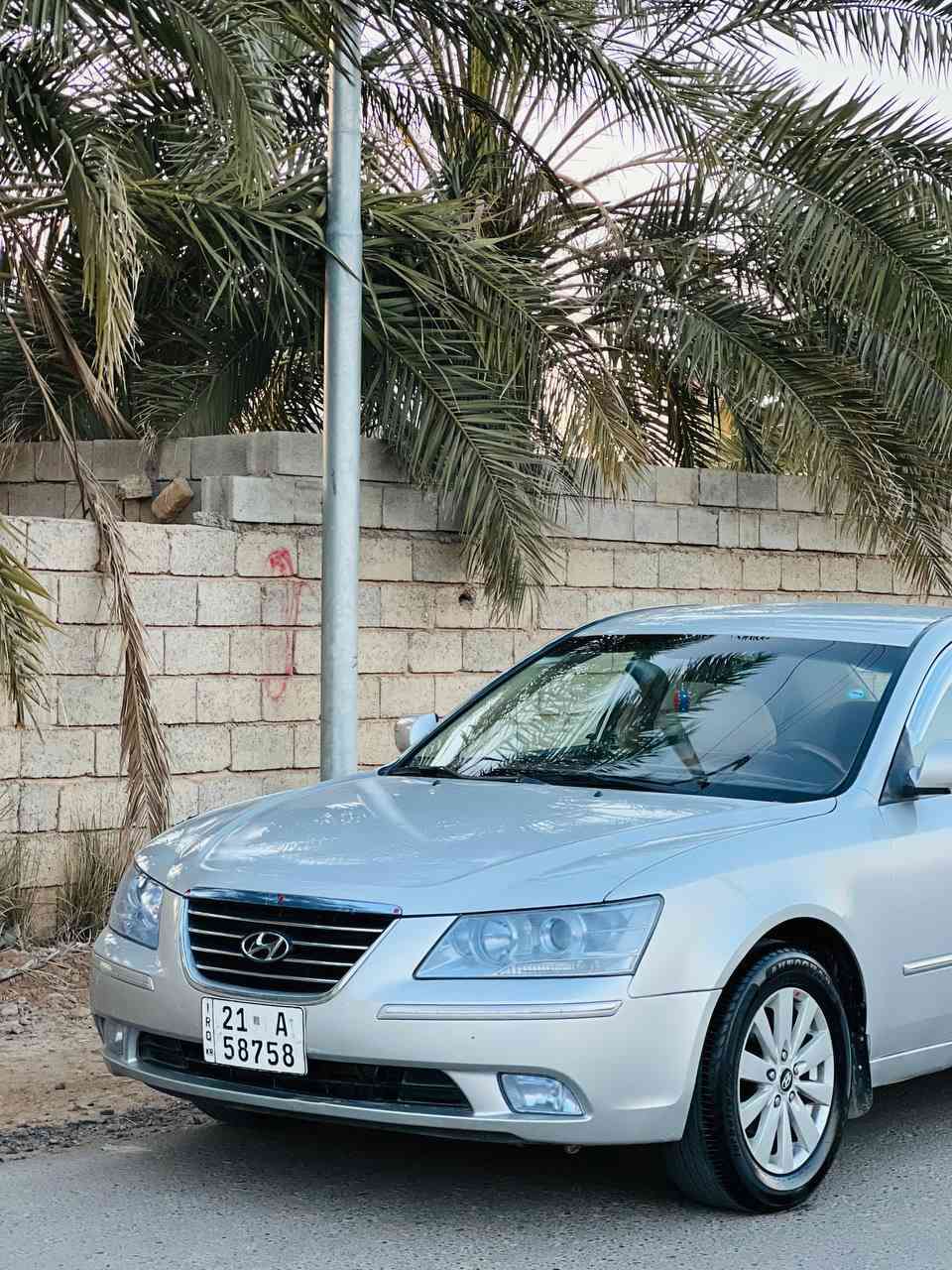 سلام عليكم للبيع سوناتا 2010 خليجي محرك 4 سلندر 2000   4 حساسات بيها صبغ جاملغ ايمن امامي والبنيد بي شبر هلالات خلفيه صبغ بدون دواخل محرك بدون تنقيص وتبخير حداديه جديده تايرات جديد بارد اصبعين بلجنطه السعر 115 وبيها مجال 
العنوان صلاح الدين قضاء الضلوعيه 
***********
