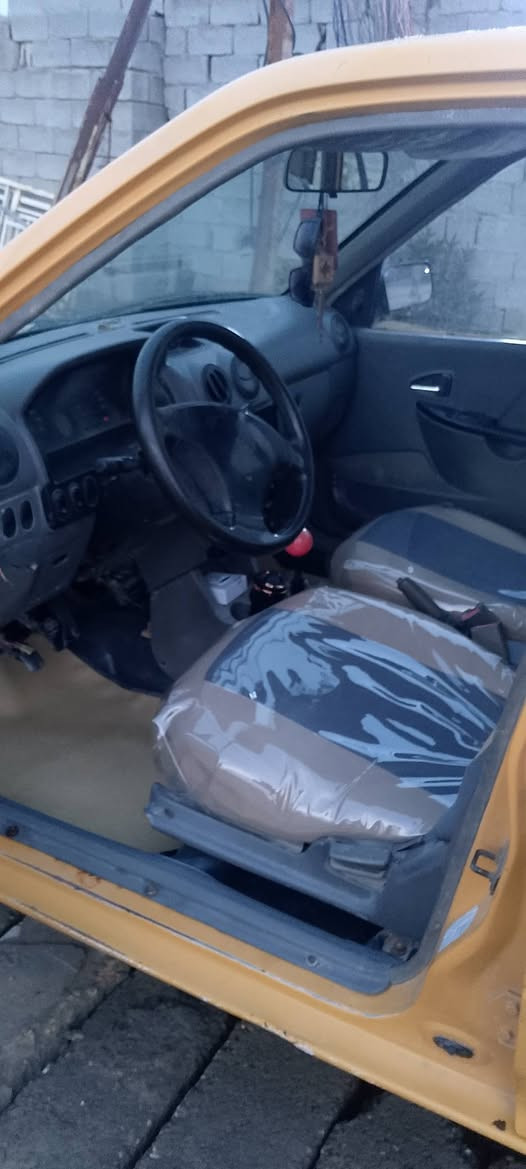 السلام عليكم سياره للبيع سايبه موديل 2012 هيا مصفره وغرامات مصفره ***********
