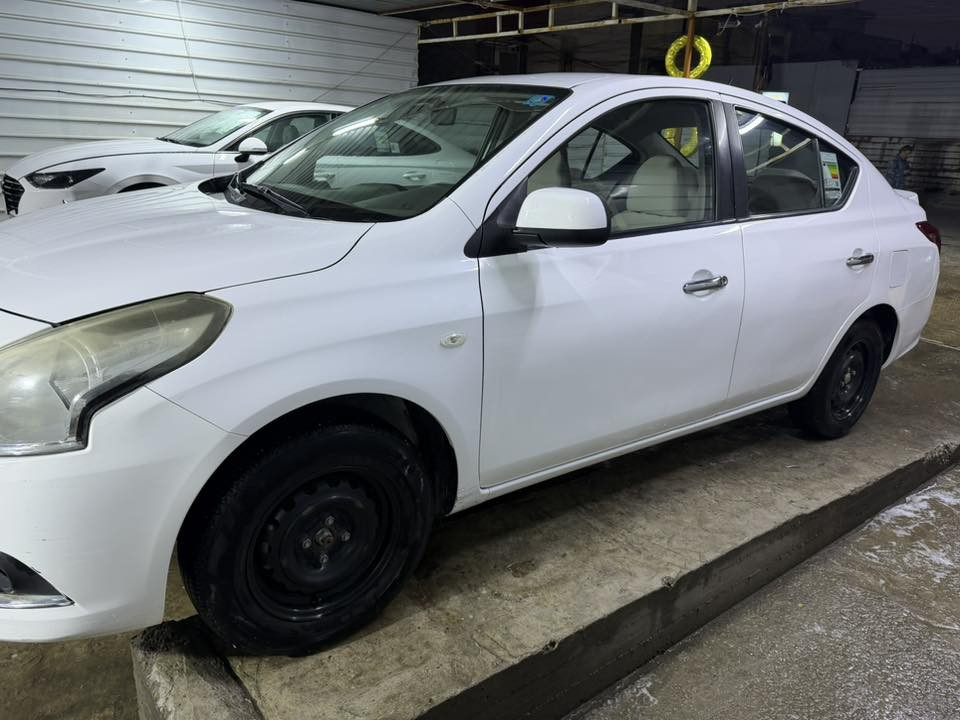 🔷السيارة :نيسان سني هندي   💎
🔷سنة الصنع 2019
🔷اللوحة :  بغداد 
🔶السعر : 103 بيها مجال 
🔷 الاتصال ب ***********

🔷 الضرار صبغ بابين صفحة السايق وبارد جاملغ امامي ووتبديل دعاميه خلفيه 
______________________________________
🔷المواصفات : 🔥
🔹حجم المحرك 4 سلندر1500
🔹عداد المسافة 101 الف كيلو  
🔹حساسات خلفية
🔹ويل كب حجم 15 انج مع اطارات بحالة جيدة
🔹تحكم ستيرن جهتين
🔹مع باقي المواصفات الاعتيادية
——————————
📍بغداد البلديات قرب تقاطع الكهرباء

***********
